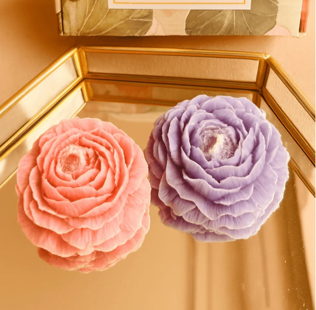 Royal Rose Shaped Scented Candle in 4 Different Fragrance