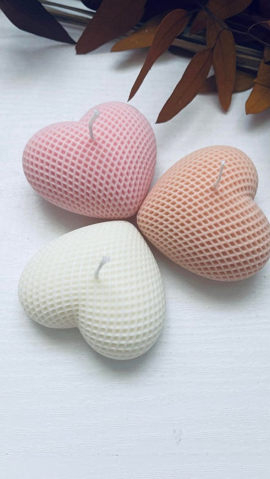 Heart-Shaped Decorative Candles, Red and Pink, Textured Grid Pattern, Set of 4